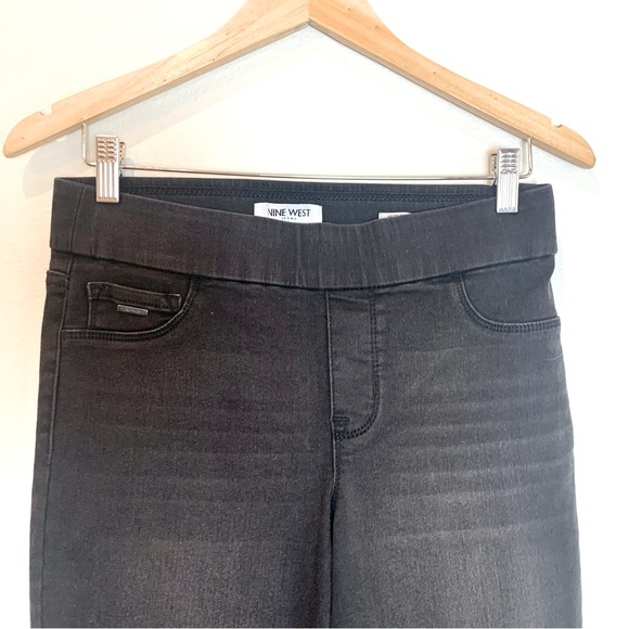 Nine West Heidi Pull-On Straight Leg Black Jean Size 6 - Picture 2 of 9